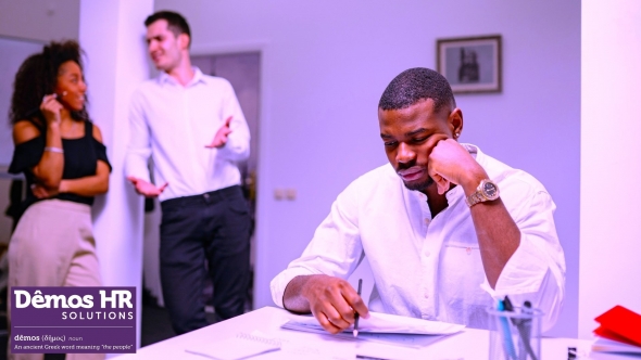 A structured grievance process - Blog by Demos HR Solutions. Image by Yan Krukau on Pexels